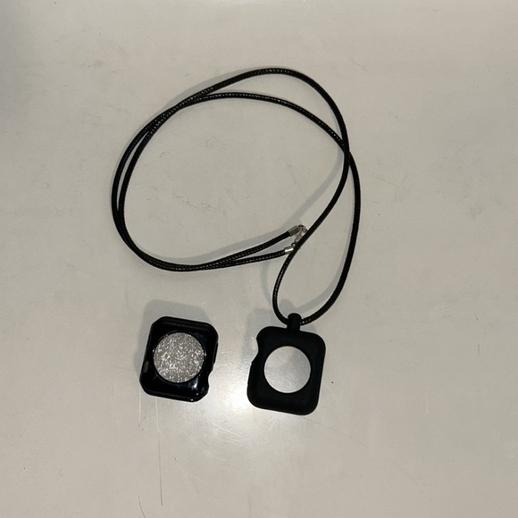 Apple Watch Necklace and Cover NWOT - Picture 2 of 2